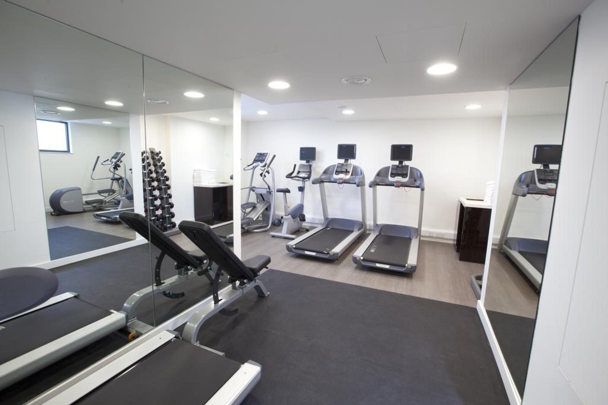 Dorsett Shepherds Bush Лондон Екстер'єр фото